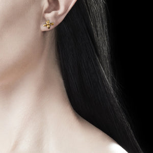 Bee stud earrings - gold