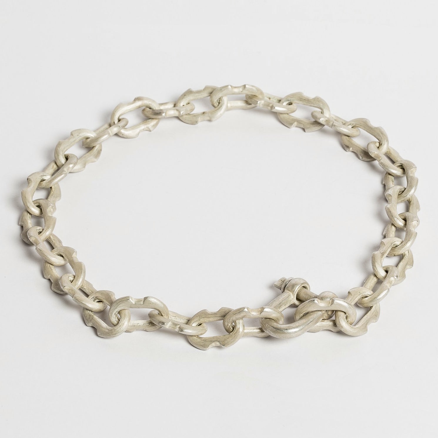 Parts of 4 Deco link charm chain choker in acid silver 40cm long collar